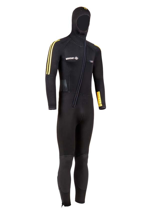BEUCHAT 1Dive 7mm フード付きウェットスーツ 男性 正面